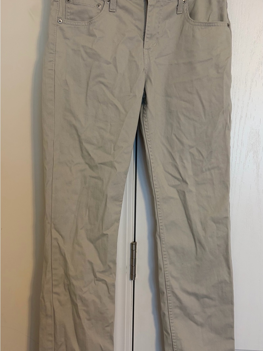 Levi's Men's Chino Pants in Light Tan
